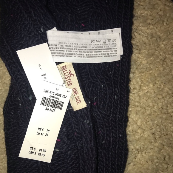 Scarf - Picture 3 of 3